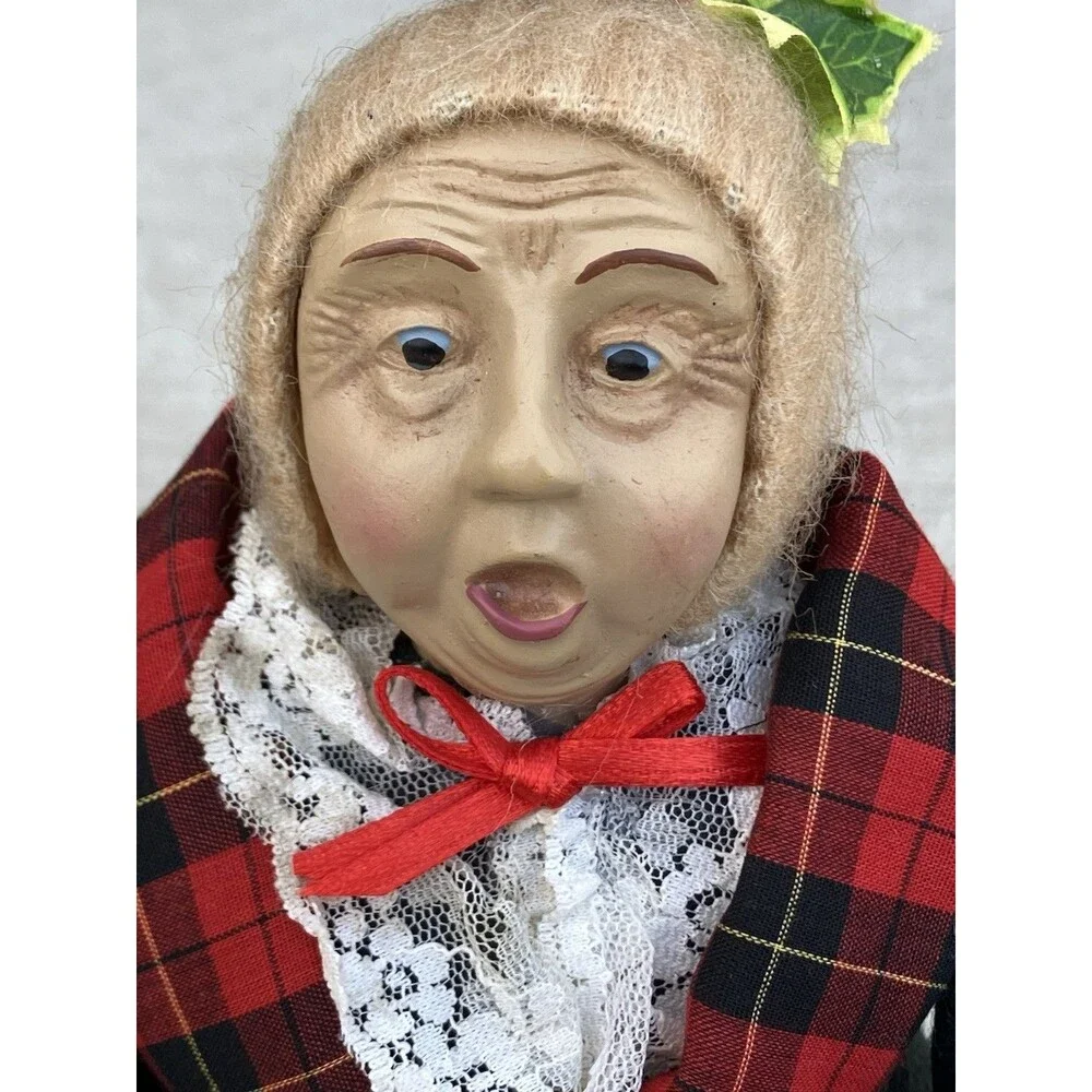 Vintage Christmas Caroler - Woman 12